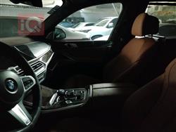 بی ئێم دەبڵیو X7